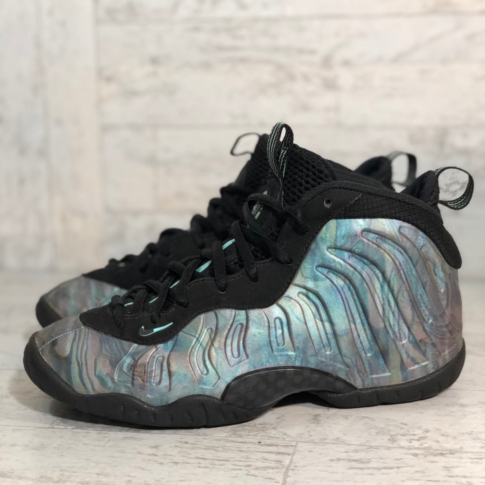 Nike Air Foamposite One 'Abalone' GS AO8037-009
